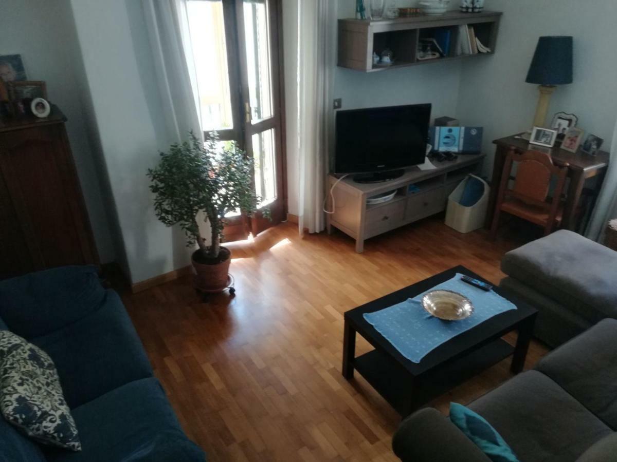 Dietro L'Angolo Sondrio Villa Buitenkant foto